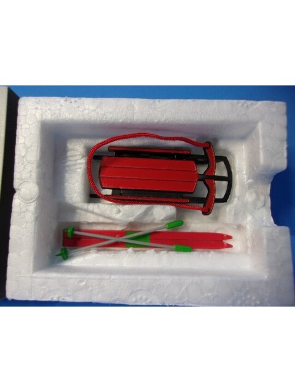 Dept 56 Sled & Skis Set of 2 Metal Accessories 52337 Christmas Village Retired
